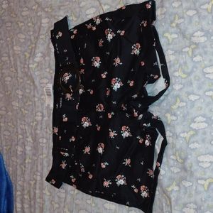 NWT Torrid floral belted sateen shorts size 12